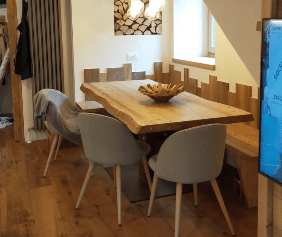 tavola da pranzo in legno