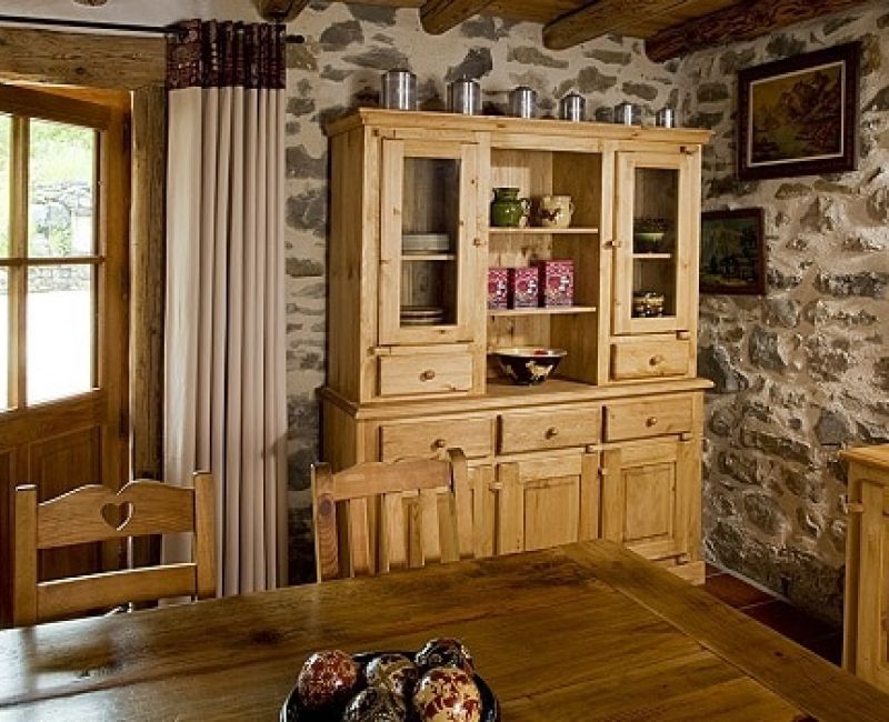 Credenze con vetrine in legno